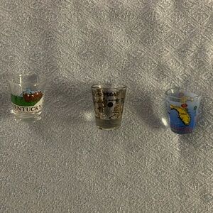3 miscellaneous U.S. States Shot Glasses